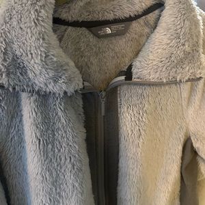 North Face Light Grey Fury Super Soft Fleece Jacket